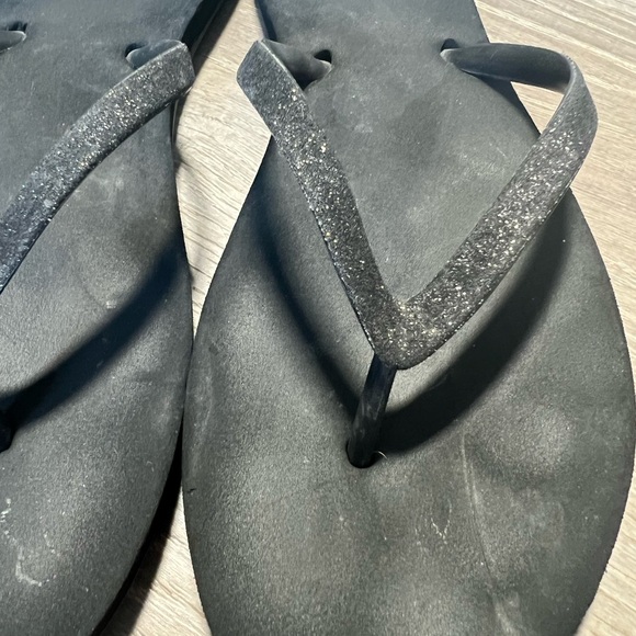 REEF Black Sparkle Flip Flop- 9 - Picture 3 of 5